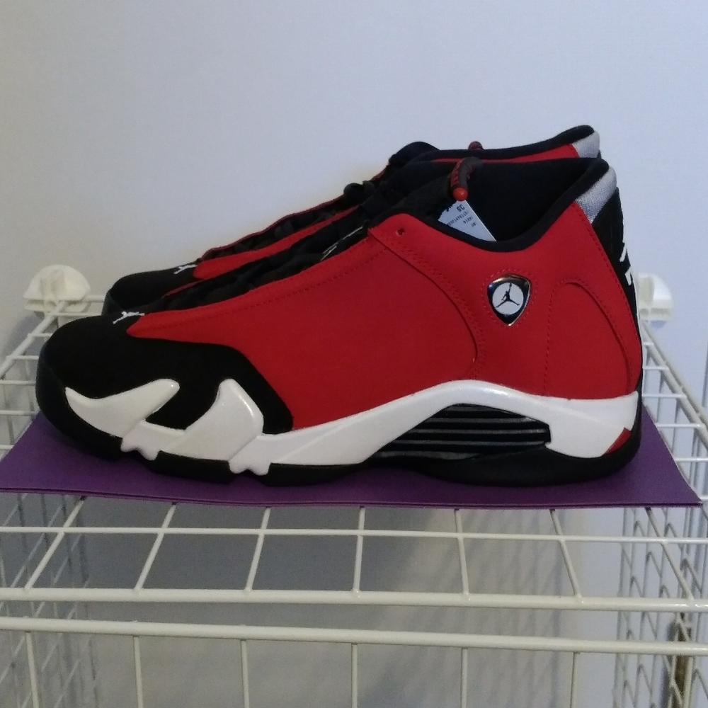 Nike Air Jordan 14 Retro Toro Gym Red GS Size 6.5Y
